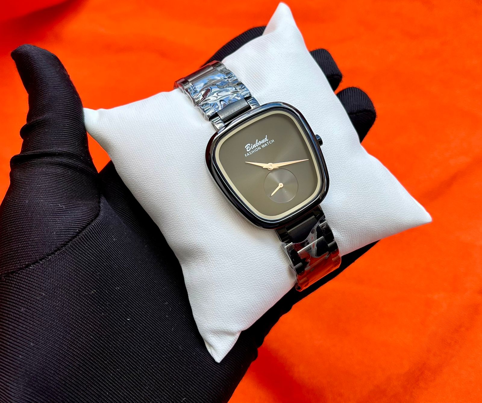 Binbond N520 Unisex Watch Stainless Steel Wristwatch, Water Resistant,Elegant Design with Branded Box.crafted with a premium stainless steel finish and a water-resistant design for everyday durability