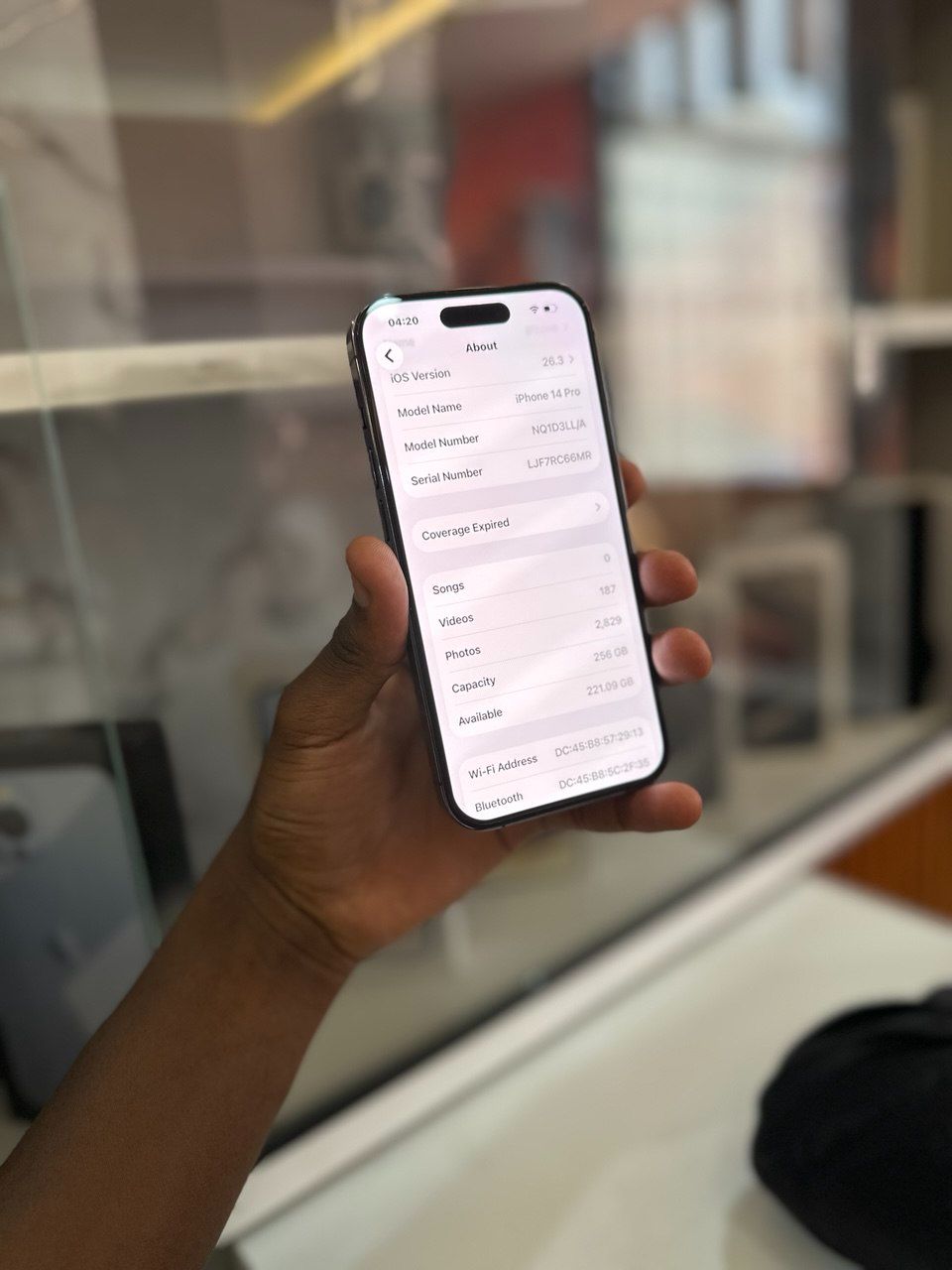 APPLE IPHONE 14 PRO WITH 88% BATTERY HEALTH. POWERED BY THE FAST A16 BIONIC CHIP, FEATURING A BRIGHT 6.1-INCH SUPER RETINA XDR DISPLAY, 48MP PRO CAMERA, DYNAMIC ISLAND, FACE ID, AND SMOOTH 120HZ.