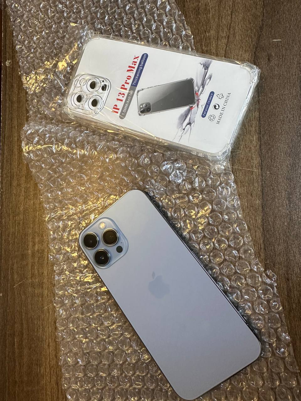 IPHONE 13 PRO MAX IN MINT CONDITION: LOOKS BRAND NEW, NO VISIBLE DAMAGE, FULLY TESTED, ALL PARTS UNCHANGED, 100% BATTERY HEALTH, SMOOTH PERFORMANCE, CLEAN AND RELIABLE.