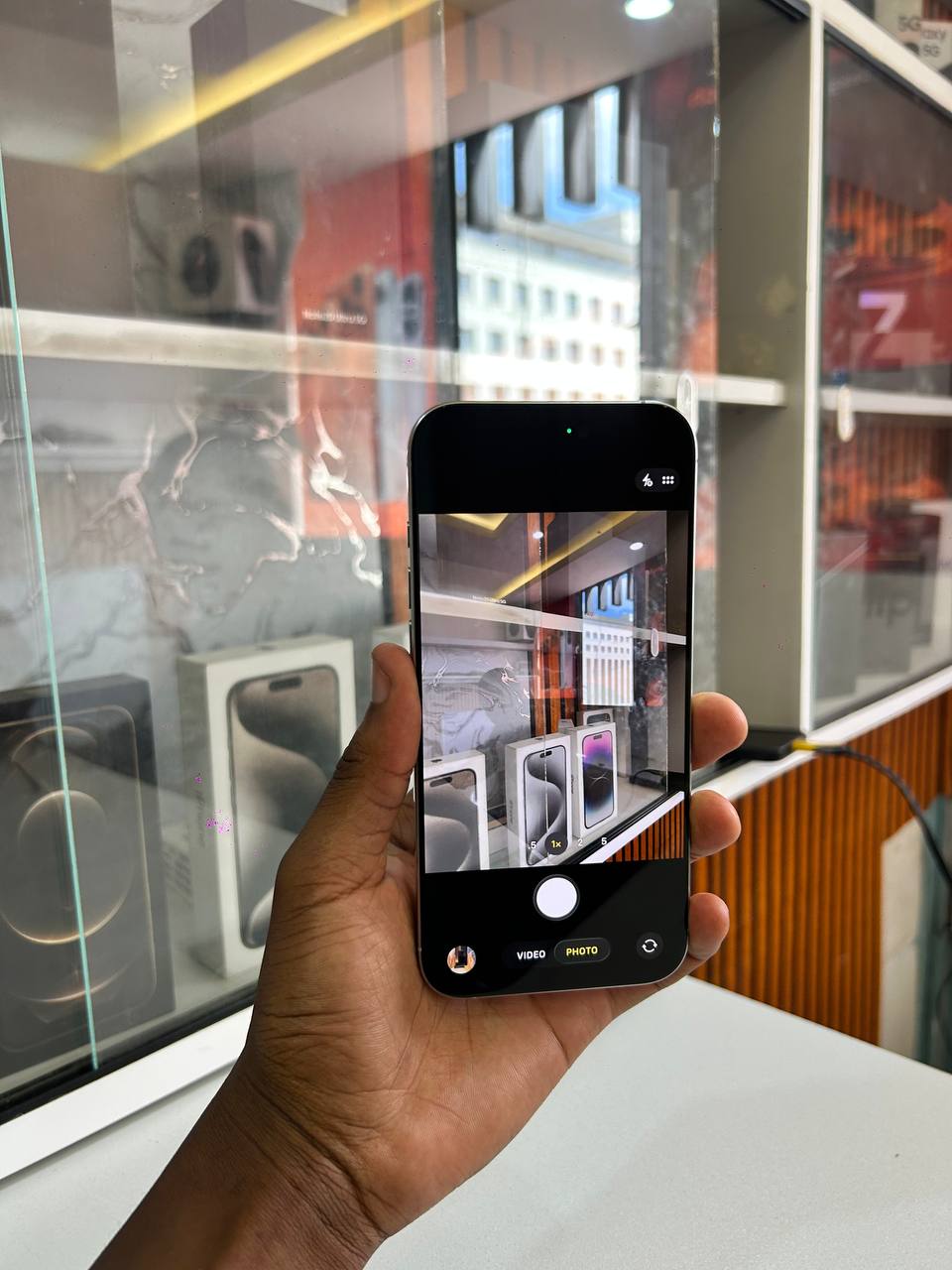 IPHONE 16 PRO MAX WITH ORIGINAL APPLE PARTS, FULLY FUNCTIONAL, CLEAN CONDITION, FACE ID WORKING, STRONG BATTERY, PREMIUM PERFORMANCE.