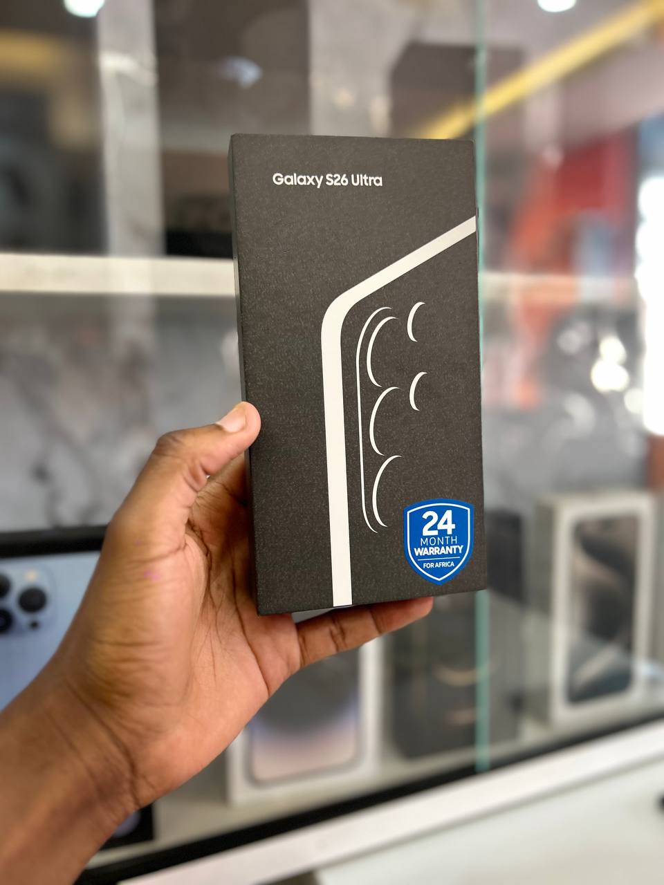 SAMSUNG S26 ULTRA 12GB RAM 512GB, MINT CONDITION, SUPER FAST PERFORMANCE, MASSIVE STORAGE, CLEAN LIKE NEW, ALL FEATURES WORKING, STRONG BATTERY, PREMIUM FLAGSHIP, UNDER WARRANTY.