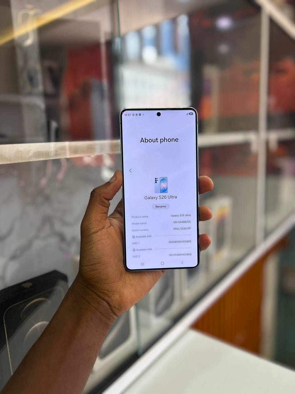 SAMSUNG S26 ULTRA 12GB RAM 512GB, MINT CONDITION, SUPER FAST PERFORMANCE, MASSIVE STORAGE, CLEAN LIKE NEW, ALL FEATURES WORKING, STRONG BATTERY, PREMIUM FLAGSHIP, UNDER WARRANTY.