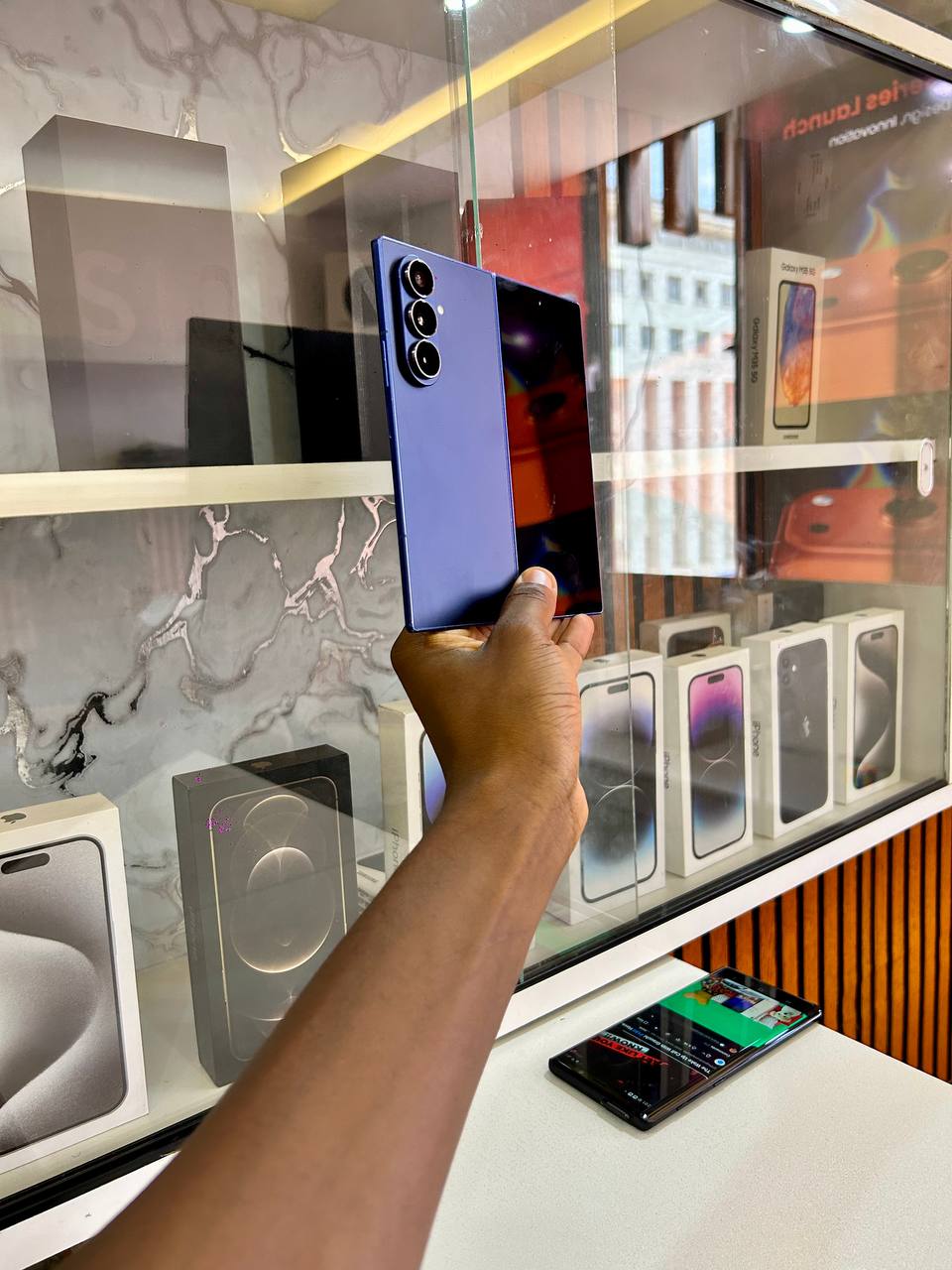 SAMSUNG GALAXY Z FOLD 7: A POWERFUL PHONE-TABLET HYBRID WITH A STUNNING 8-INCH DISPLAY, ULTRA-FAST PERFORMANCE, 200MP CAMERA, AND PREMIUM DESIGN BUILT FOR MULTITASKING, ENTERTAINMENT, AND NEXT-LEVEl.