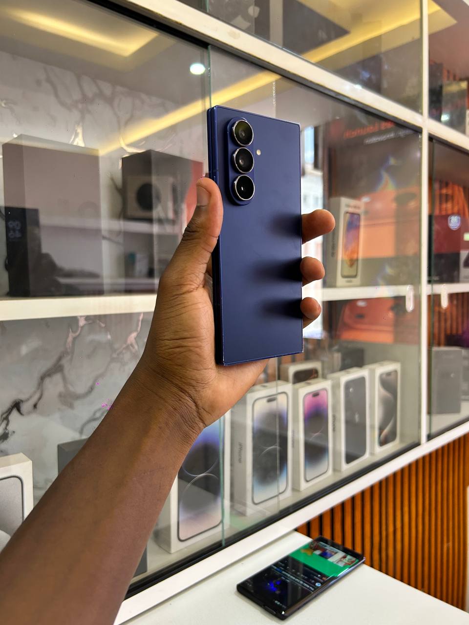 SAMSUNG GALAXY Z FOLD 7: A POWERFUL PHONE-TABLET HYBRID WITH A STUNNING 8-INCH DISPLAY, ULTRA-FAST PERFORMANCE, 200MP CAMERA, AND PREMIUM DESIGN BUILT FOR MULTITASKING, ENTERTAINMENT, AND NEXT-LEVEl.