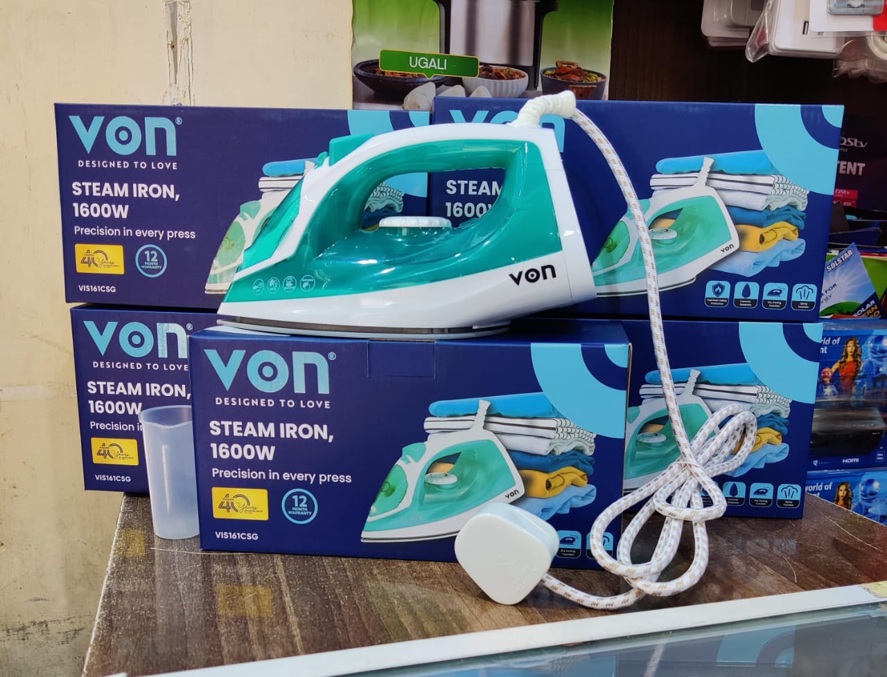 Von Steam Iron 1600W with Powerful Steam Burst, Non-Stick Soleplate, Adjustable Temperature Control, Vertical Steam Function, Anti-Drip System, Self-Cleaning Feature, Fast Heating Iron Box