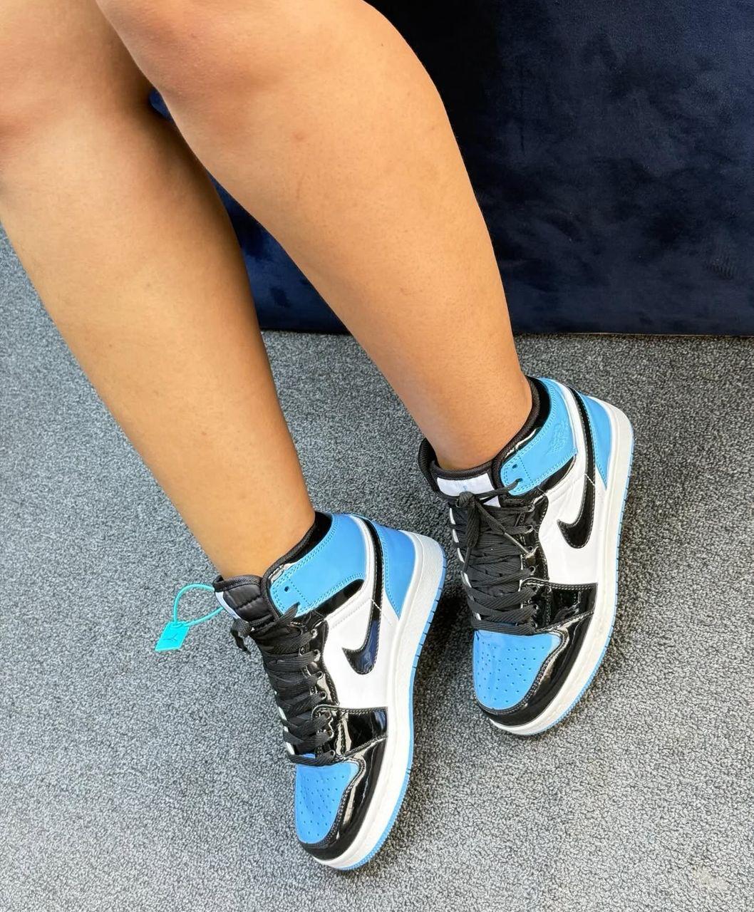 New arrivals Air J1 High top Unisex Fashion Sneakers Airforce Unisex Women Classic Fashionable High-quality Airforce Shoes Generic Sneakers Sizes 37-42