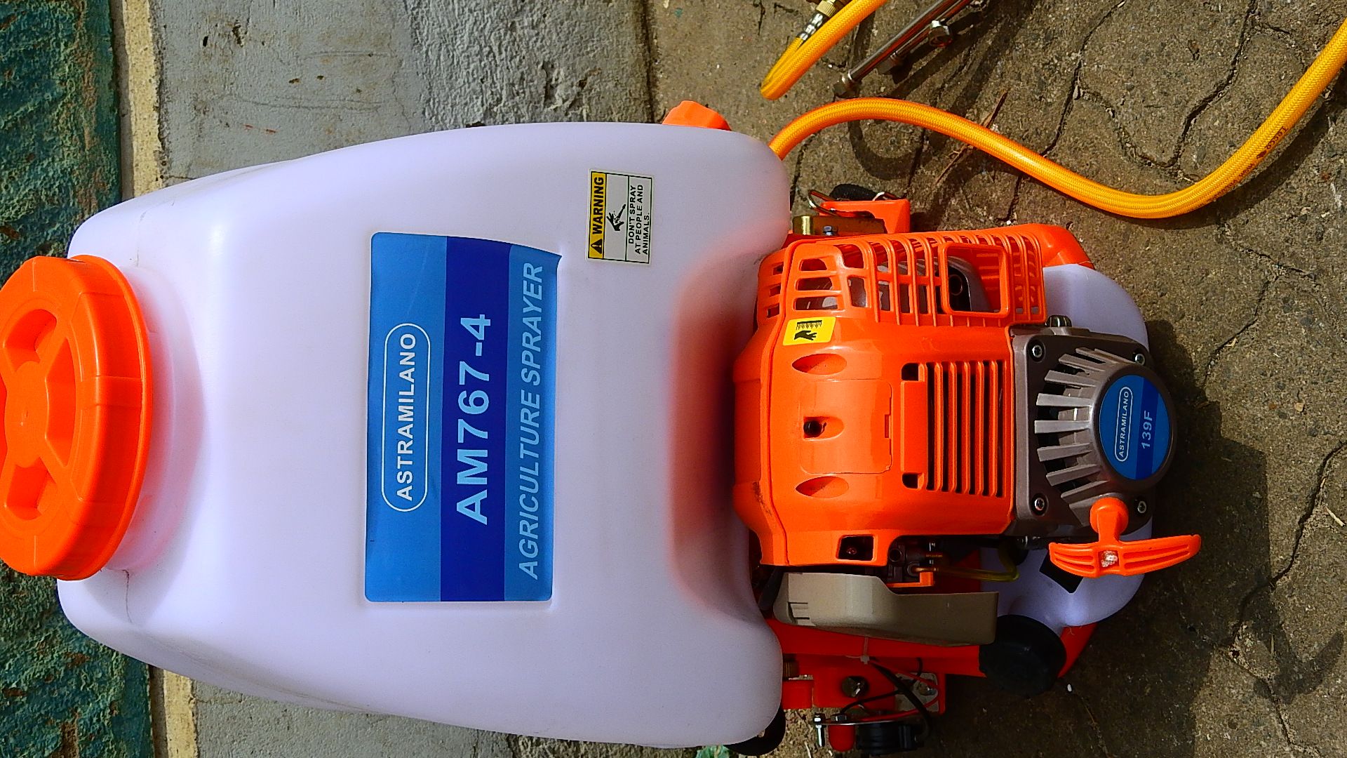 Astramilano 4-stroke petrol engine knapsack sprayer, AM767-4 Agriculture Sprayer