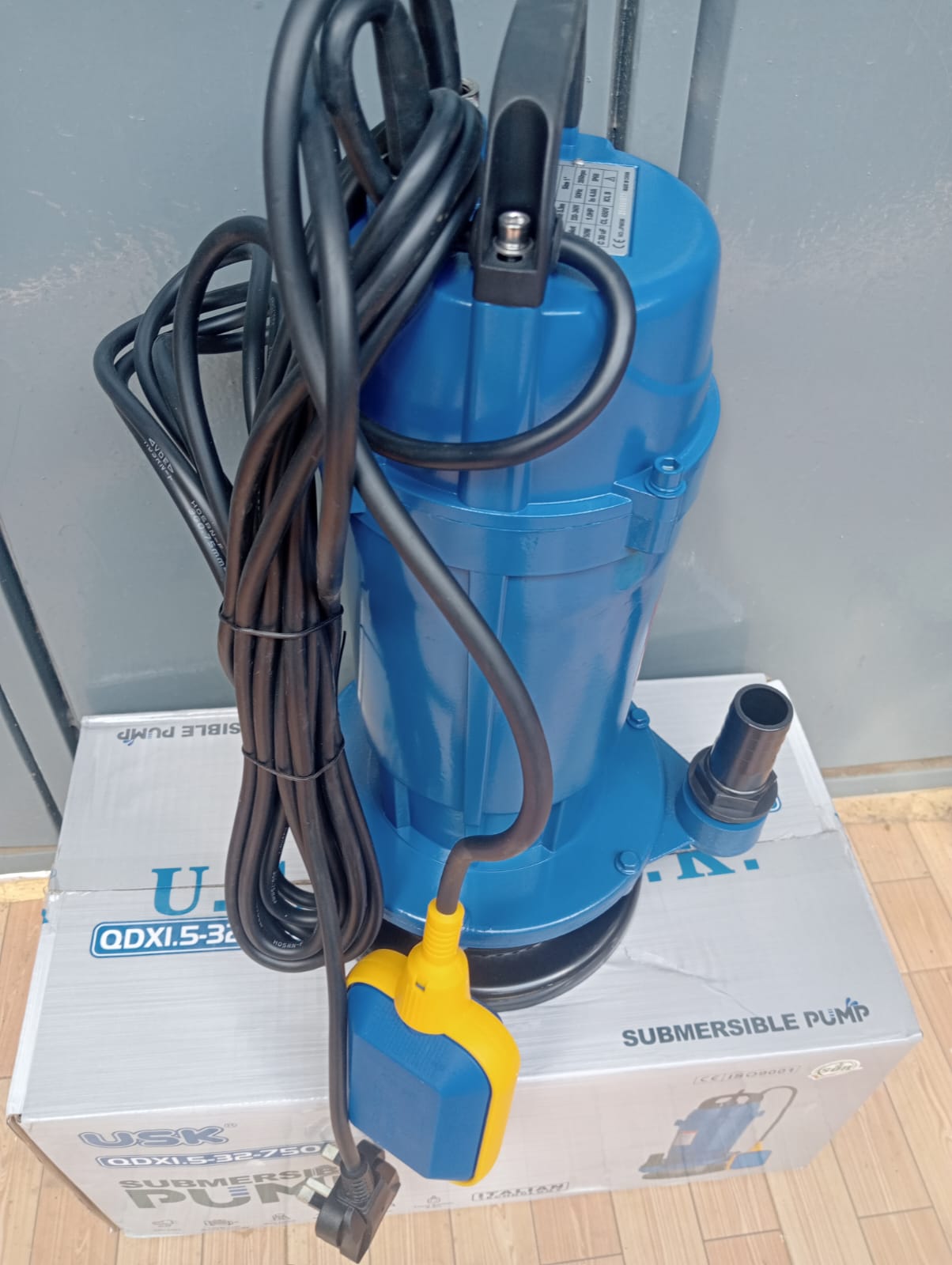 USK Unitech 1 hp submersible pump Electrical Submersible Water Pump 1hp With 32M Head 1.5M3/ Hr Flow