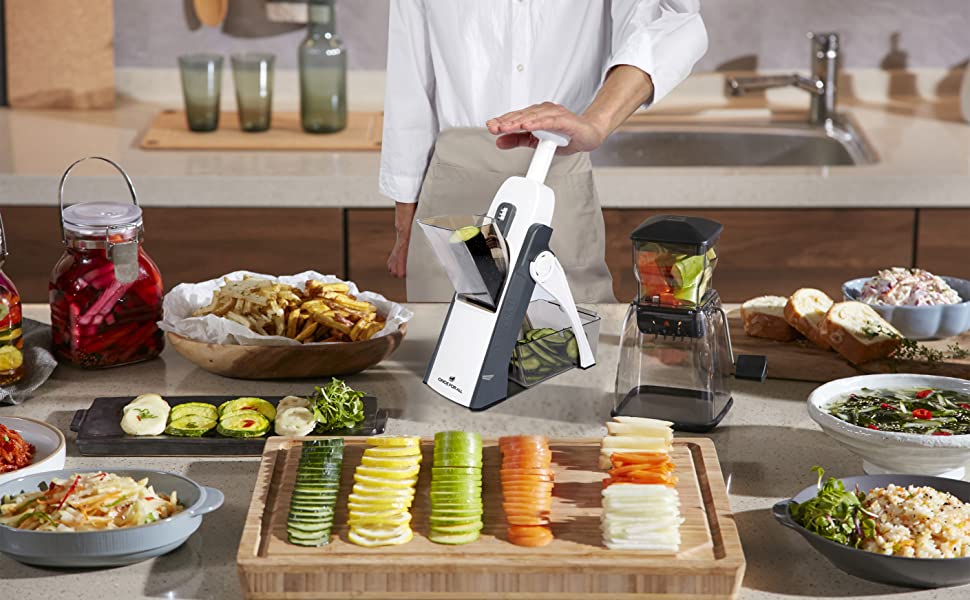 Manual Vegetable Mandoline Slicer – Multi-Function Adjustable Vegetable Cutter & Fruit Slicer with Stainless Steel Blades for Kitchen