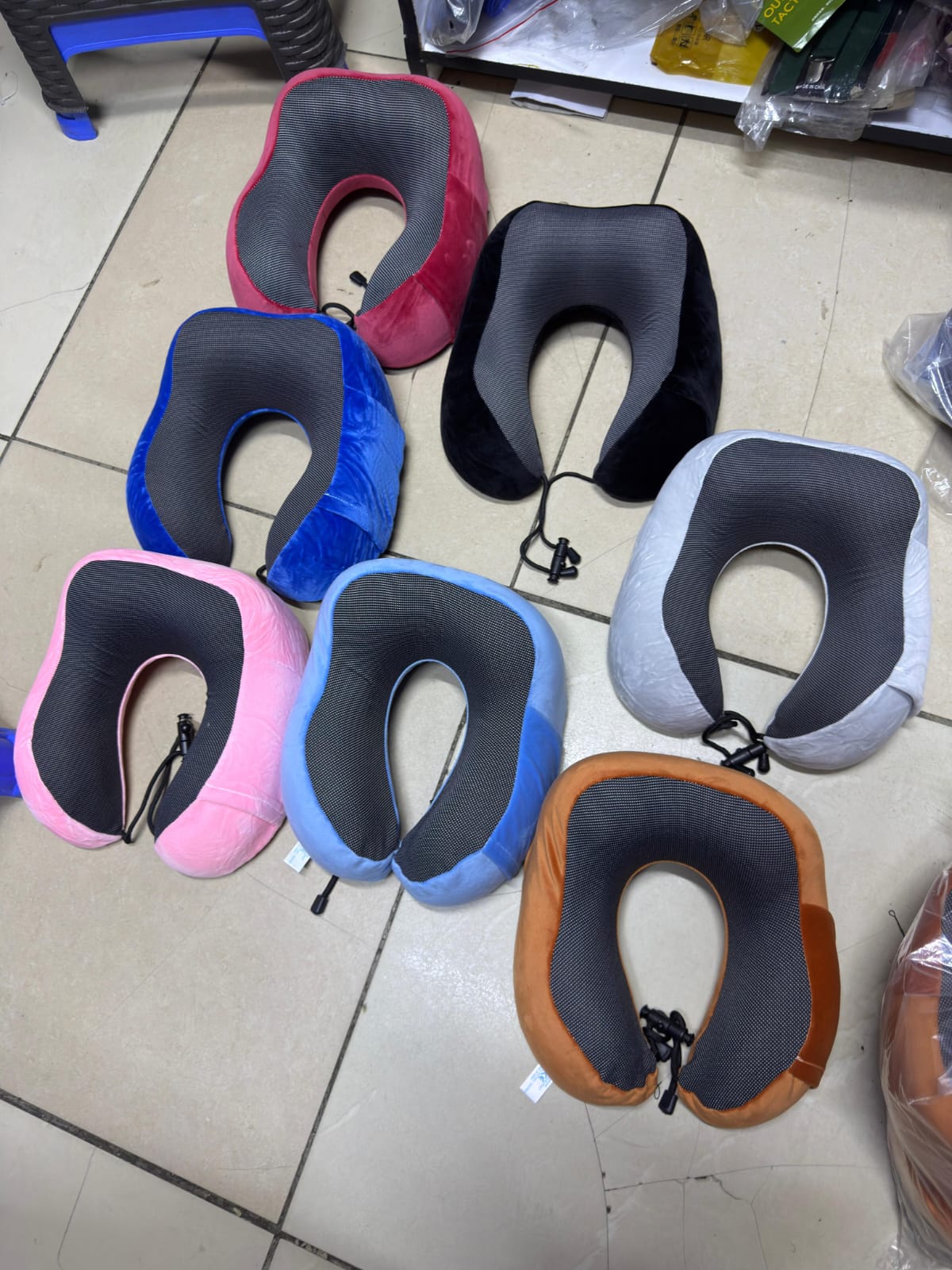 Restocked‼️Microfiber Travel Neck Pillow
