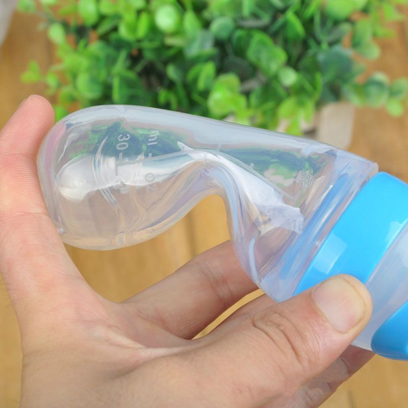 90ml Silicone Baby Feeding Bottle With Spoon Food Supplement Rice Cereal Bottle Baby Squeeze Spoon Silica Gel Spoon M--35
