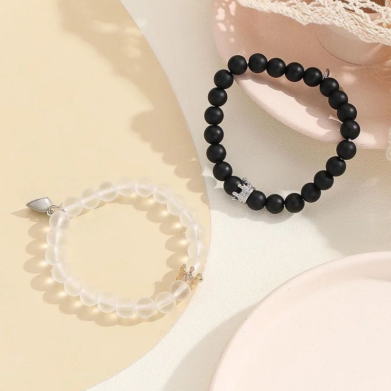 2pcs Handmade Crown Beaded Charms Bracelet Luminou Heart Glow In The Dark Couple Bracelet for Lover Men Women Fluorescent Gift A-2019