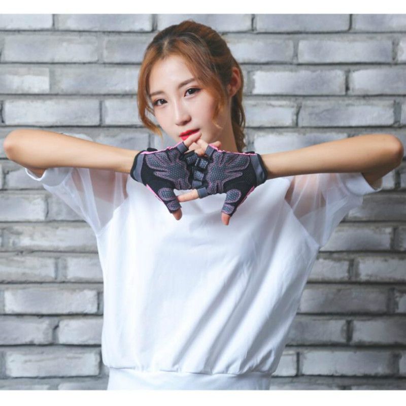 Fitness sports half finger gloves gym super breathable elastic polyester gloves men and women models shockproof riding gloves O-4--1