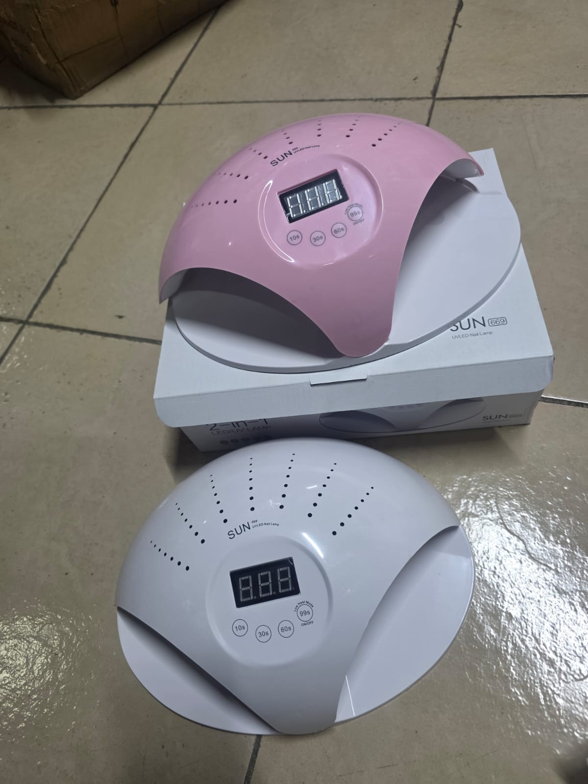 NAIL DRYER. Two Hands Curing Gel Polish Machine 48w Nail LED Lamp UV Leds For Drying Feet UV LED Nail Dryer, Self contained cooling fan, heat dissipation, discharge the heat generated by the machine