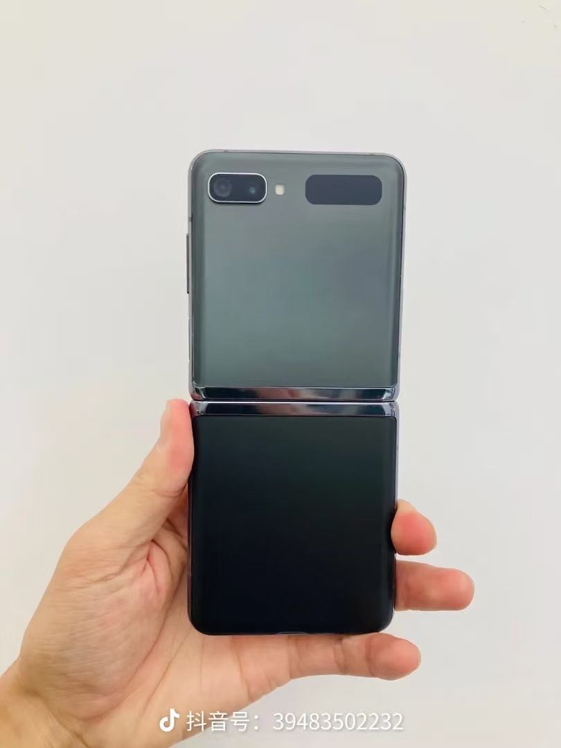 Samsung Galaxy Z Flip2 Refurbished Phone 5G Cellphone 256GB ROM 8GB RAM 6.7" + 1.9" Original Smart Phone Special Offer Perfect display screen