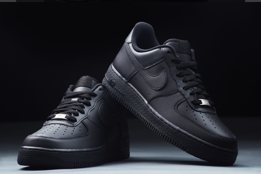 Air Force 1 Triple Black White High Quality Sneakers Brand New Fashionable White Air Force AF1 Airforce Sneakers Unisex Shoes  Best shop for Air Force, Air Jordan, Air Max TN, and Air Force sneakers.