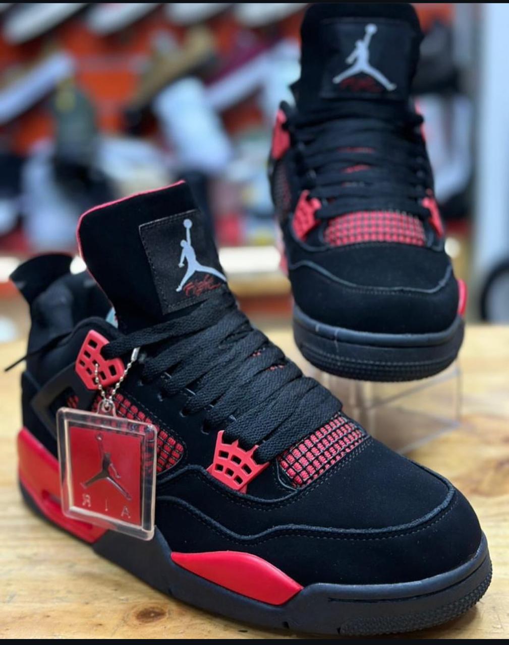 ⚡latest quality of jordan 4 with the best price ever🔥Quality best of J4 with multiple colours and all sizes available Every ones dream sneaker with all outfit matching colours very cute as pictured🥰