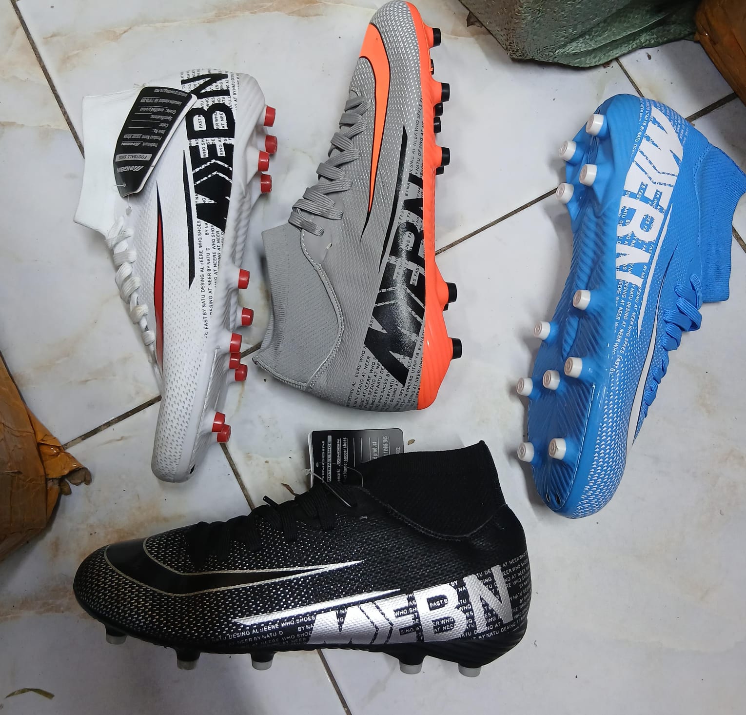 Latest🔥🔥🔥🔥🔥High Quality inter socks Football Soccer boots🔥🔥🔥🔥🔥 A very good Quality and very comfortable🔥🔥🔥🔥High Quality Football  boots🔥🔥🔥🔥🔥 A very good Quality and very comfort
