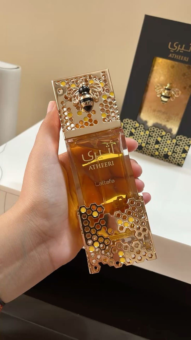 Atheeri by Lattafa Perfumes is a Oriental Floral fragrance for women. considered as “Clean”, feminine, soft and romantic
Perfect for everyday wear