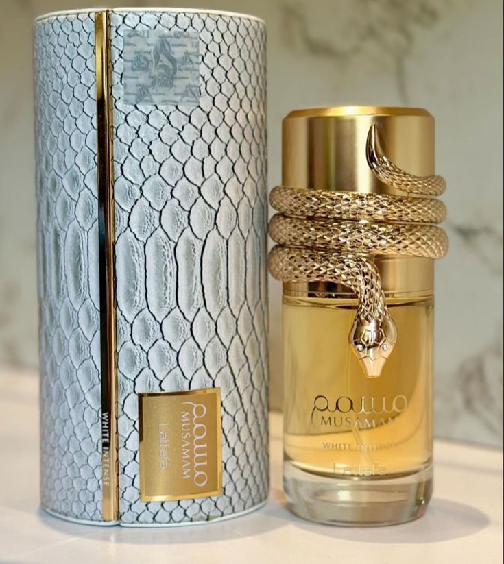 Musamam White Intense by Lattafa Perfumes is a Oriental Floral fragrance for women and men. Smells expensive and clean
Easy to wear daily. Unisex