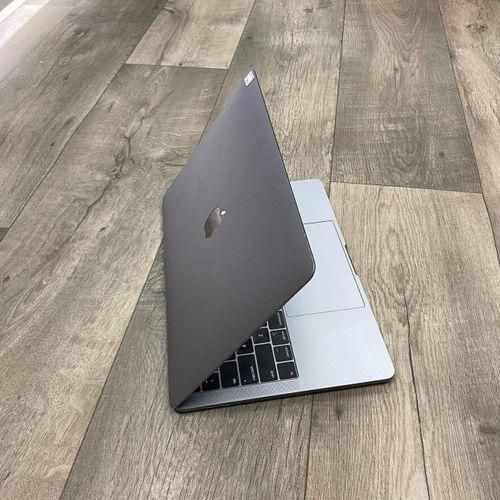 Apple MacBook Pro 2018 A1989 Intel Core i7 16GB DDR4 SDRAM 512GB 13.3 LED Display Integrated Intel Iris Plus Graphics Magic Keyboard Touch Bar Ex Uk 6 Months Warranty Elevate your productivity