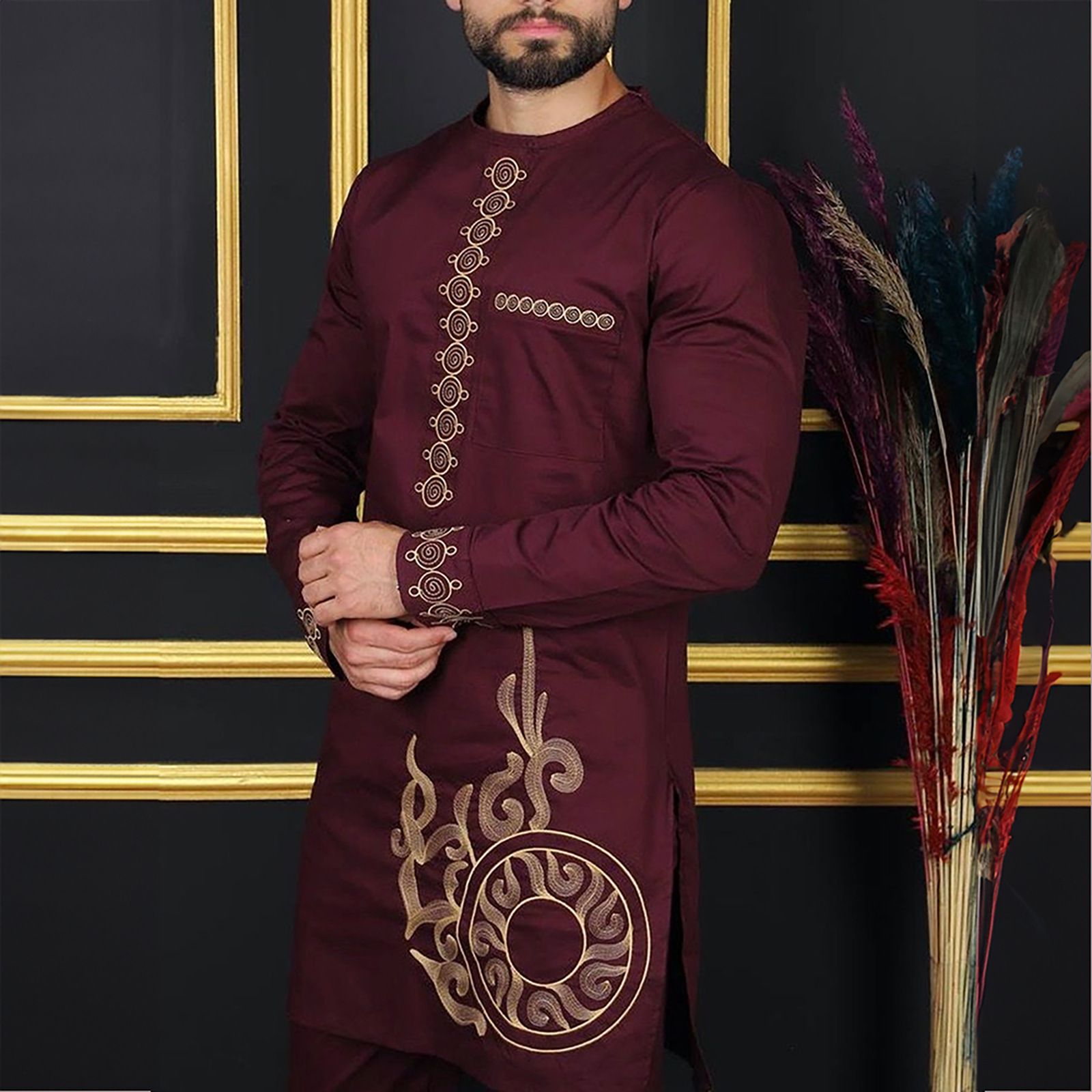 New men's two-piece embroidered African folk style men's suit long sleeve round neck shirt casual pants two-piece suit for casual wedding banquet activities.