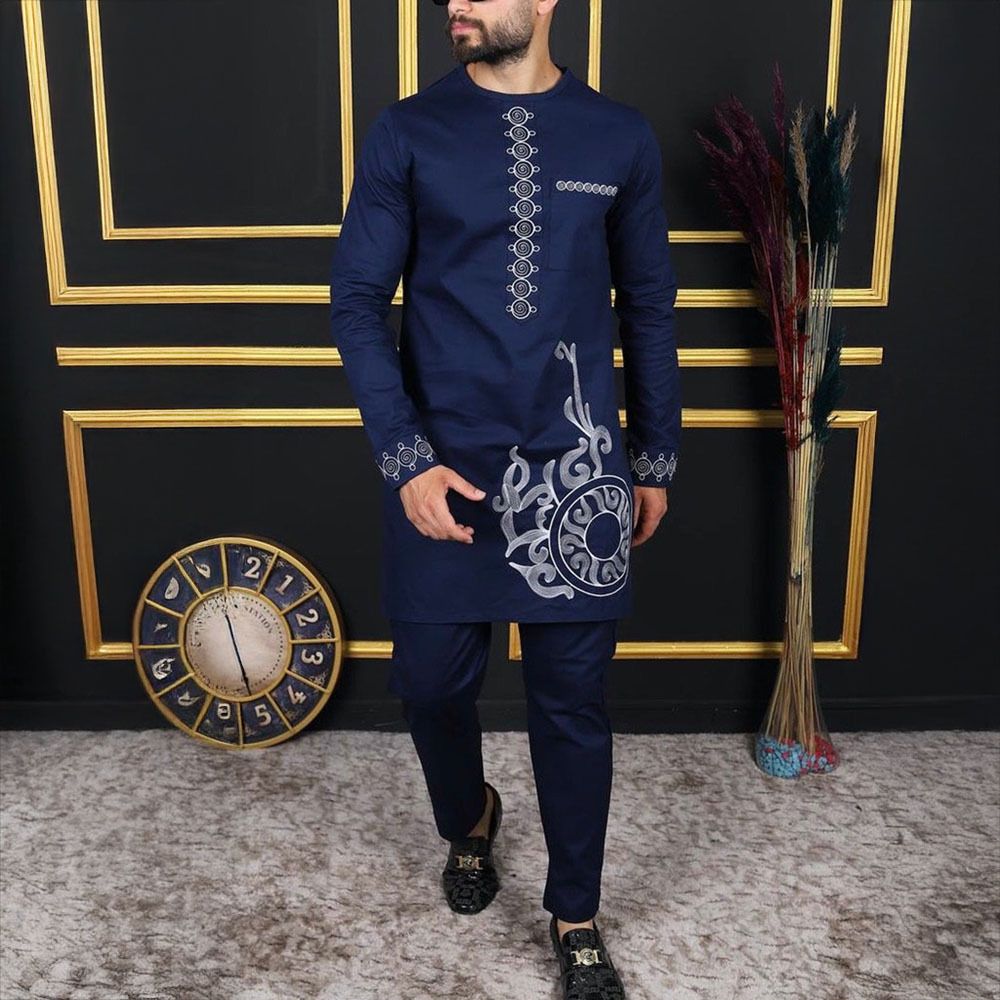 New men's two-piece embroidered African folk style men's suit long sleeve round neck shirt casual pants two-piece suit for casual wedding banquet activities.