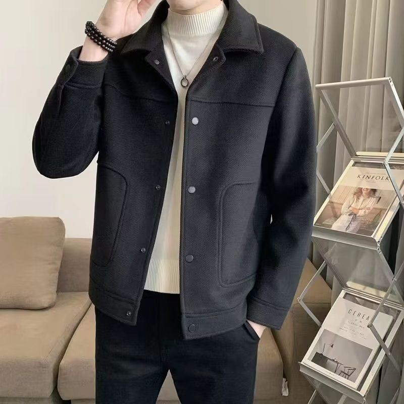 Autumn new men's long-sleeved coat single-breasted temperament woolen coat lapel jacket coat is suitable for daily leisure commuting business wear.