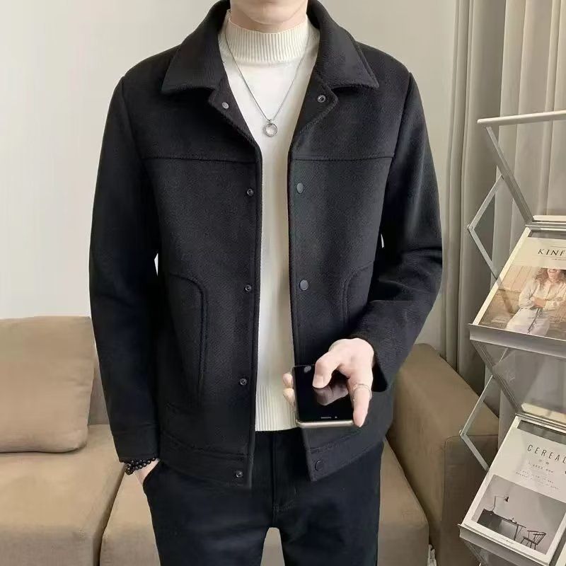 Autumn new men's long-sleeved coat single-breasted temperament woolen coat lapel jacket coat is suitable for daily leisure commuting business wear.