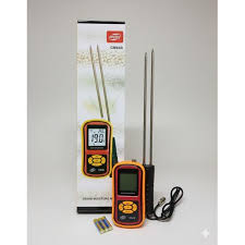 GM640 grain moisture meter with dual probe, digital tester for rice, wheat, maize, corn moisture measurement, portable handheld device with LCD display
