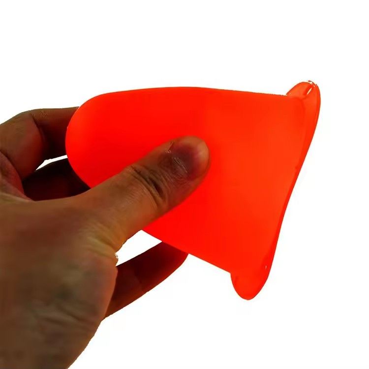 50Pcs Soccer Training Cones Plastic Roller Skating Bar Flag Cone, Football Practice Obstacle Marking Cone Sports Equipment（Please pay attention to the size when purchasing）E-873