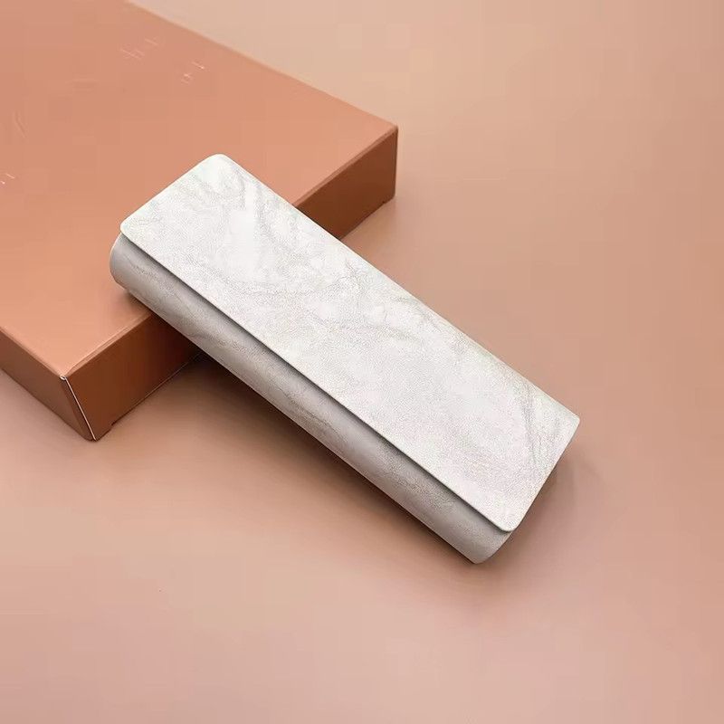 Fashion Magnetic Attraction Glasses Protector Case Durable Portable Protective Eye Glasses Case Eyewear Protective Case Unisex