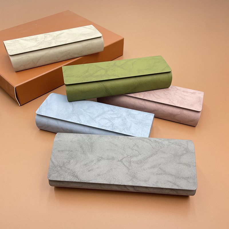 Fashion Magnetic Attraction Glasses Protector Case Durable Portable Protective Eye Glasses Case Eyewear Protective Case Unisex