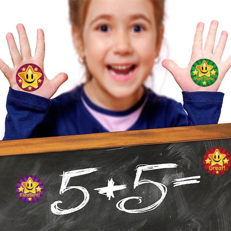 500pcs/1 volumeChildren Reward Stickers Creative School Supplies Reward Cute Star Sticker 2.5cm Circle Kids Toy Stickers C-261
