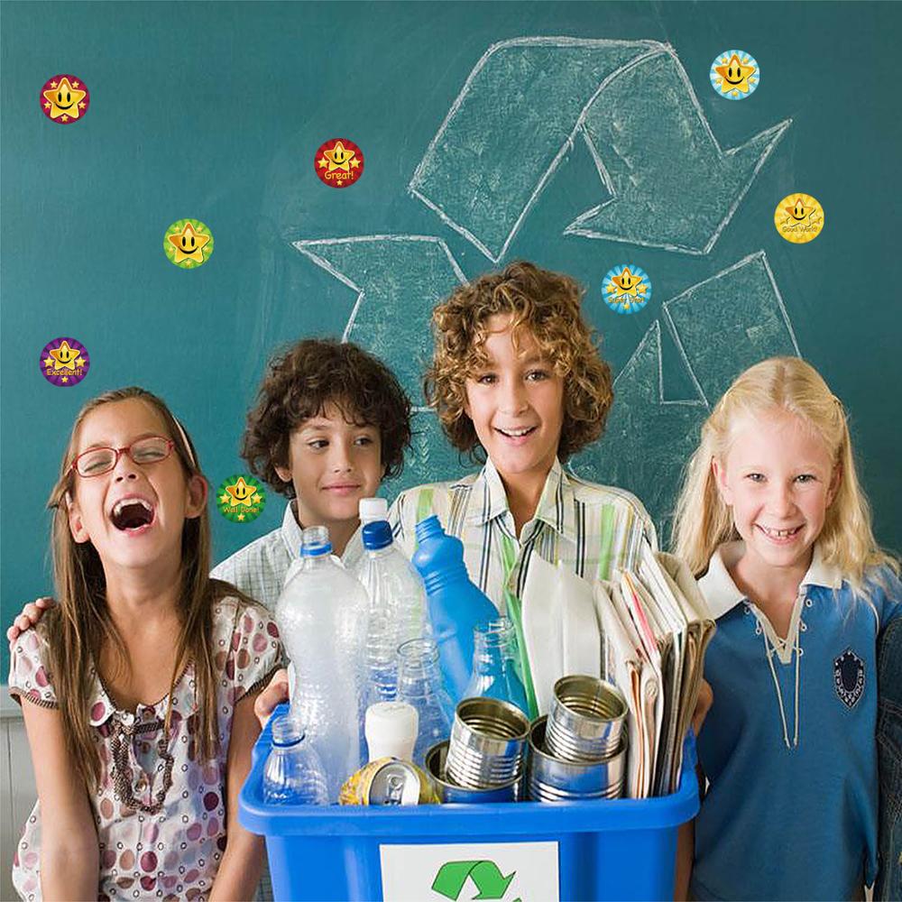 500pcs/1 volumeChildren Reward Stickers Creative School Supplies Reward Cute Star Sticker 2.5cm Circle Kids Toy Stickers C-261