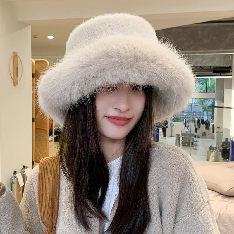 Big Faux Fur Fluffy Bucket Hat for Women Luxury Plush Winter Hat Thicken Snow Oversized Fur Bucket Hat Soft Big Panama Cap