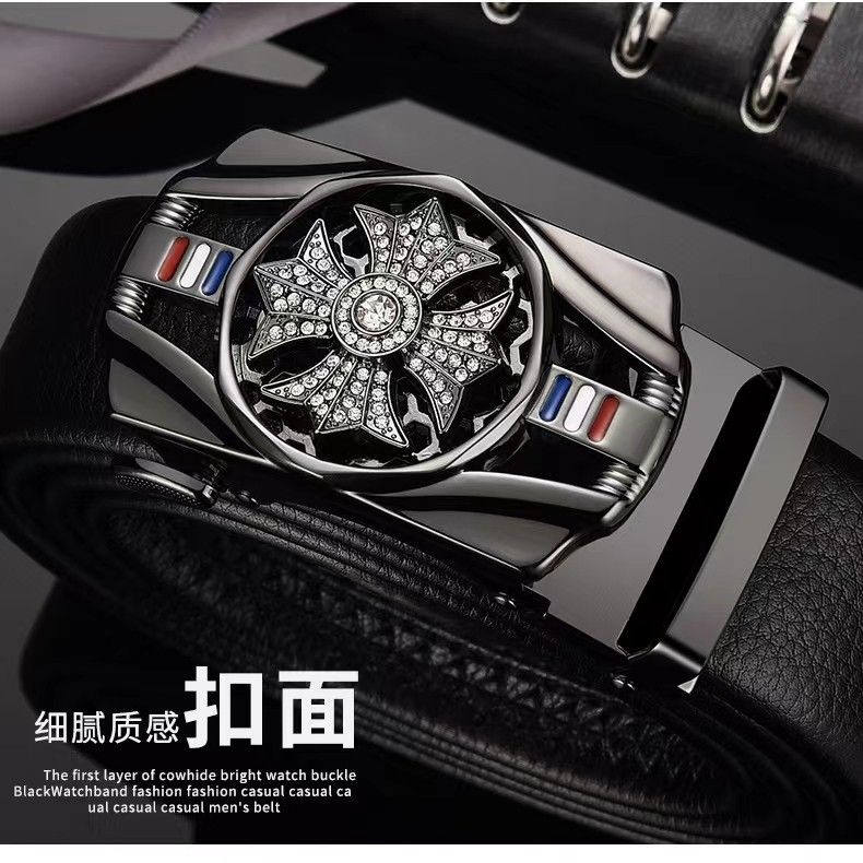 The automatic belt buckle belt for middle-aged and young men is fashionable, versatile and durable. It is a trendy sports car style