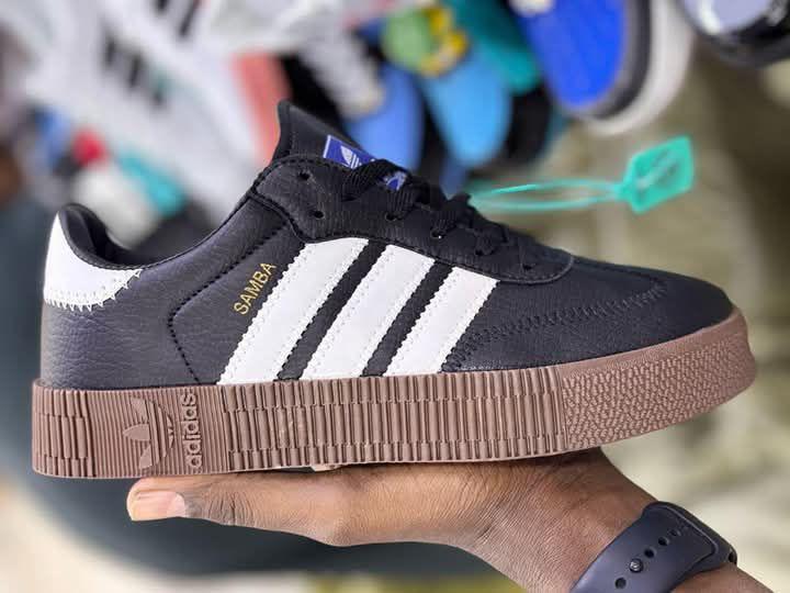 SAMBA DOUBLE SOLE SHOES – COMFORTABLE, DURABLE & STYLISH