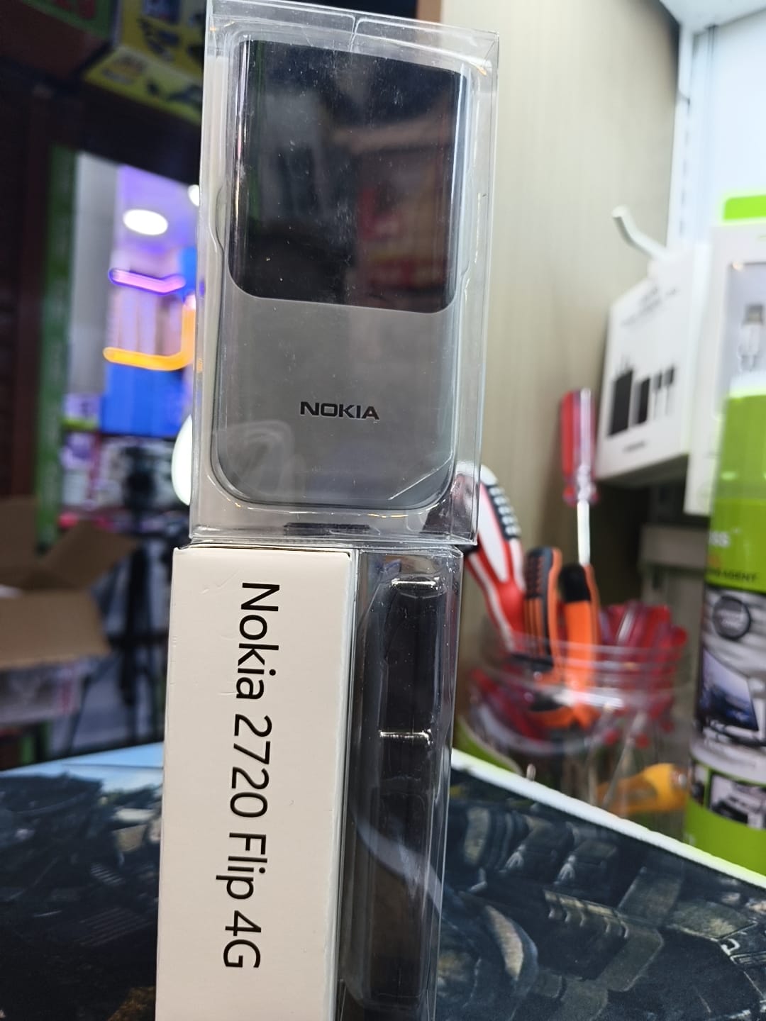 NOKIA 2720 FLIP 4G – RELIABLE, SIMPLE & CONNECTED MOBILE PHONE