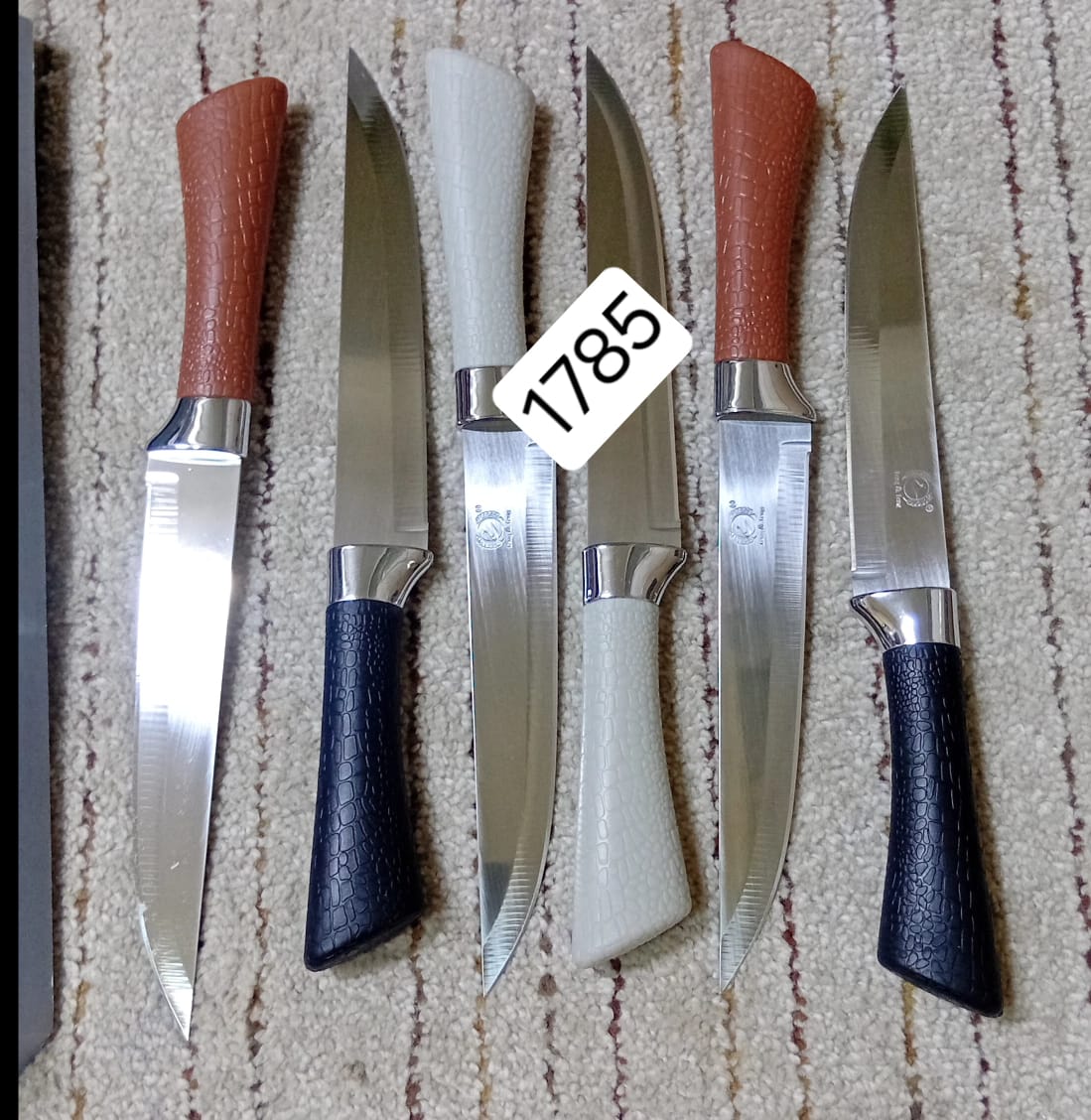 2‑Piece Knife Set – Essential Cutting Tools! 🔪
Upgrade your kitchen with a handy 2‑pcs Knife Set — perfect for everyday cooking tasks with sharp precision and reliable performance!
✨ Why You’ll Love