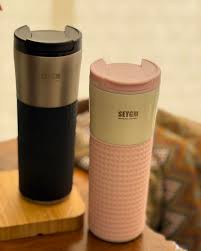 SEYGM 500ml Insulated Travel Mug - Stainless Steel Vacuum Flask with Silicone Grip