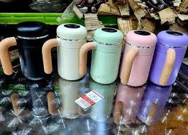 500ml Smart Vacuum Insulated Stainless Steel Coffee Mug with Wood Grain Handle