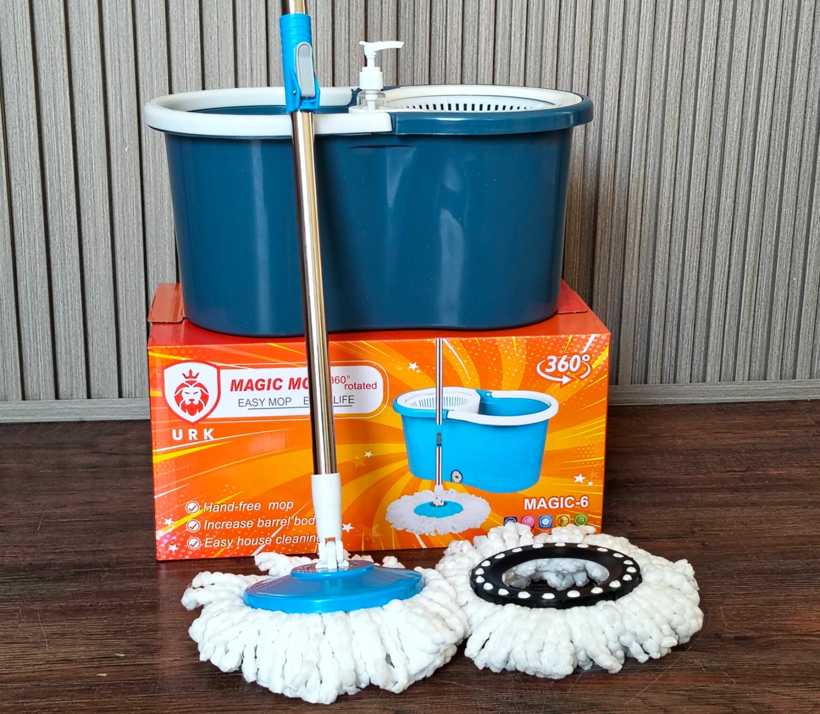 UrK 360° Spin Mop – Hands-Free Cleaning System, Durable microfiber mop for effective dirt and dust removal, Easy wring system reduces strain on hands.