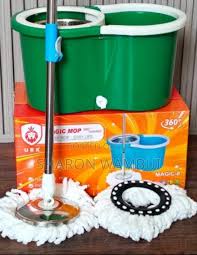 UrK 360° Spin Mop – Hands-Free Cleaning System, Durable microfiber mop for effective dirt and dust removal, Easy wring system reduces strain on hands.