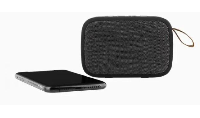 FQL F202 is budget-friendly audio solution designed for both indoor and outdoor use  is a rugged, it is highly compatible with mobile devices