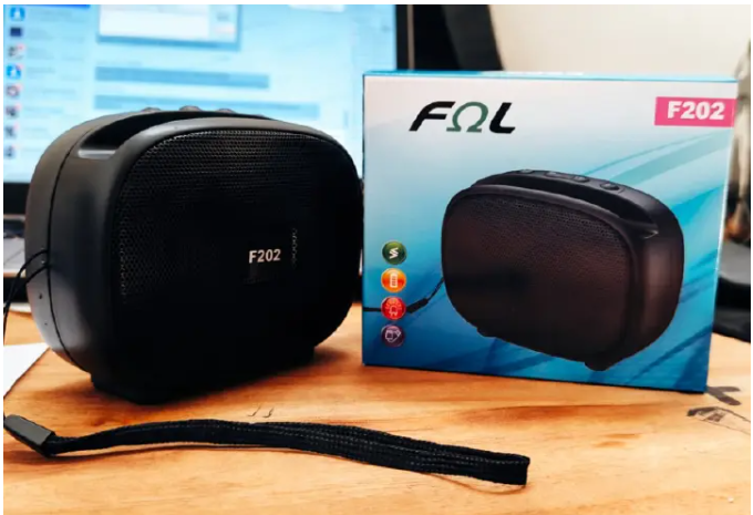 FQL F202 is budget-friendly audio solution designed for both indoor and outdoor use  is a rugged, it is highly compatible with mobile devices
