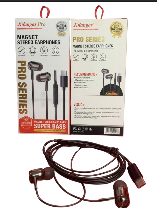 Aldeepo Pro-J28 Type-C Earphones offer clear stereo sound with enhanced bass and have magnetic earbuds help keep the earphones neatly secured when not in use.