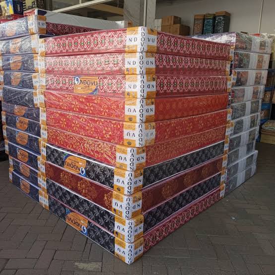 🔥(On offer)(3 by 6 🎁 Ndovu 8-Inch )Quilted Mattress 🛏️ | High-Density Foam | Elegant Finish | Durable & Comfortable | Premium Sleep Support ( 2 free pack 🎁 pillows )🌙✨