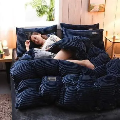 🔥🔥Weaverbird duvet , classic weaverbird duvet, modern classic duvet .
