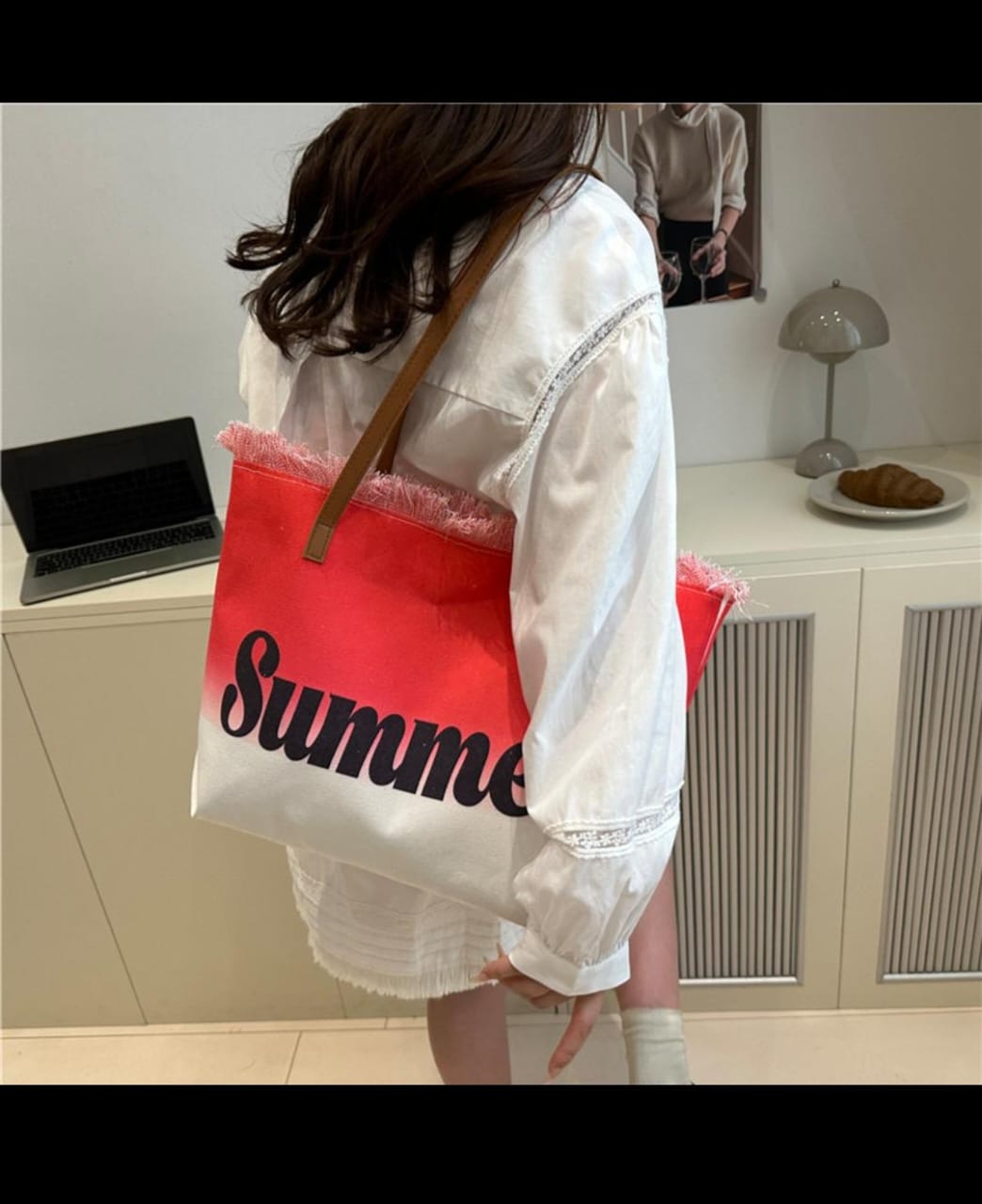Tote Bag 
New Arrival Large Capacity Canvas Bag, Tote Shoulder Bag, Its a Cross Body Bag For Women